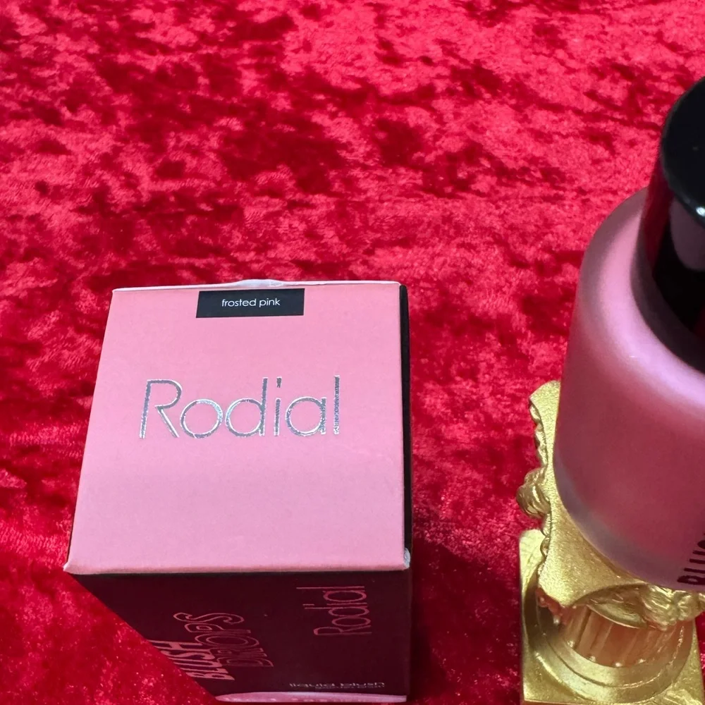 💧 Rodial Blush Drops in Frosted Pink (15 ml / 0.5 fl oz)